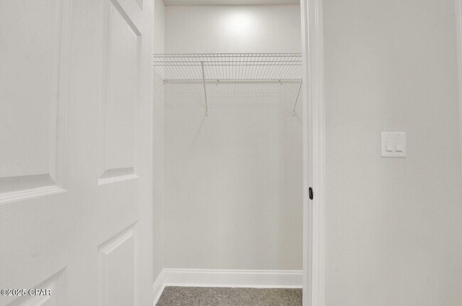 Building Photo - 5204 Park St