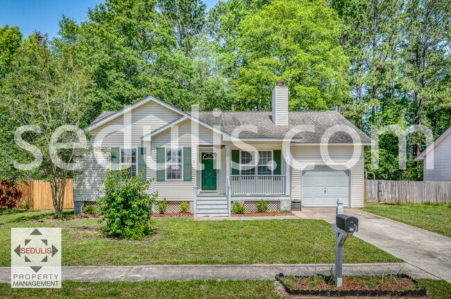 Primary Photo - 171 Iron Rd