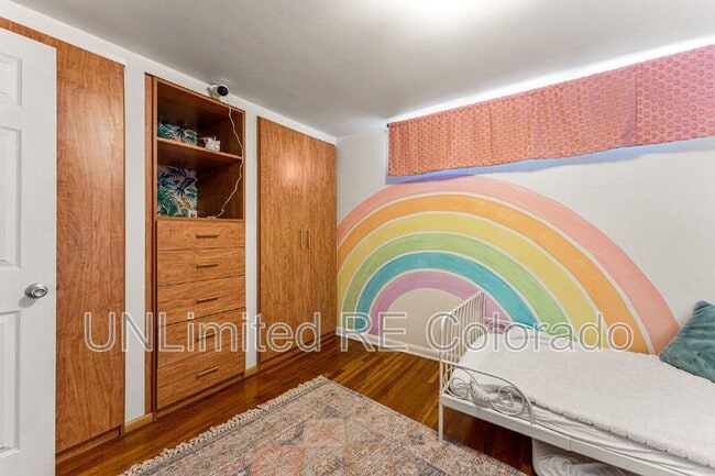 Building Photo - 303 Brentwood St