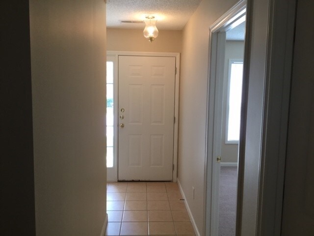 Building Photo - 155 Bristol View Cir