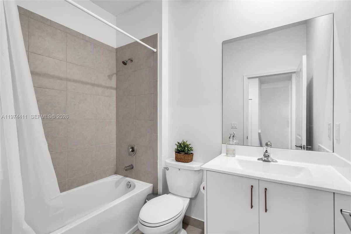 Building Photo - 11927 NW 46th St