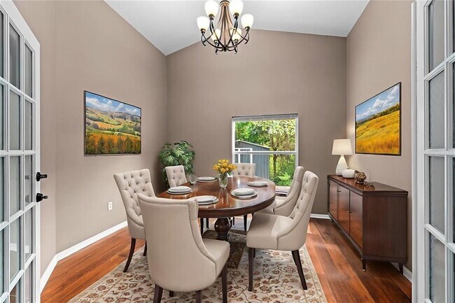 Building Photo - 2522 Clareside Dr