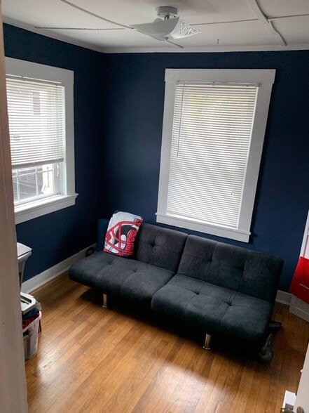 Building Photo - 9 Hammond St