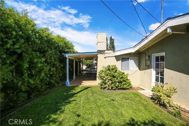 Building Photo - 526 N Emerald Dr