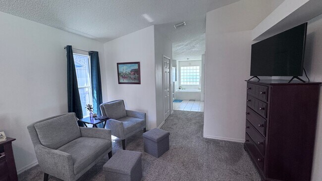 Building Photo - Gated Single Family Home For Rent in West Melbourne