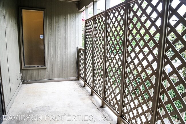 Building Photo - 2 br, 2.5 bath House - 16 Gallery Court