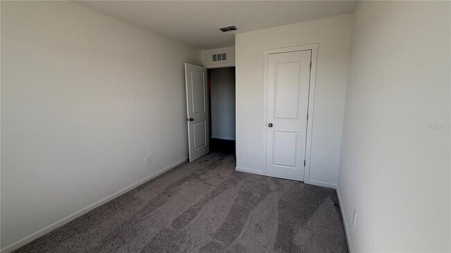 Building Photo - 807 Lynx St