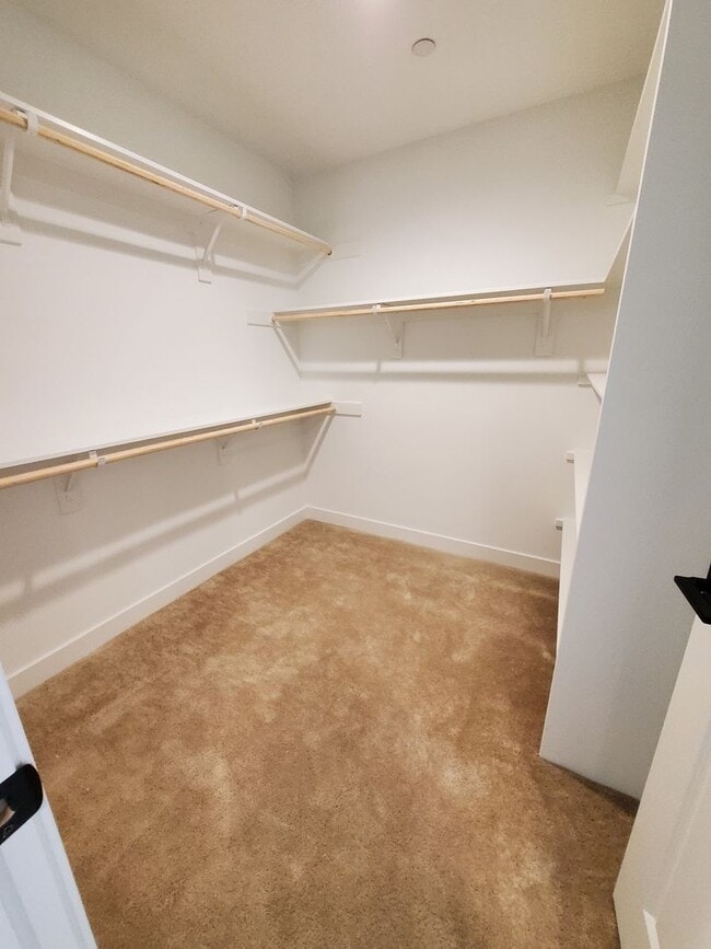Building Photo - Righetti Ranch Townhouse