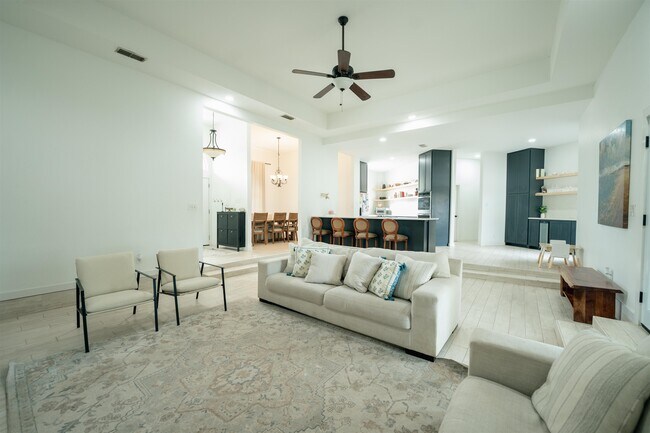 Building Photo - 1502 White Tail Ln