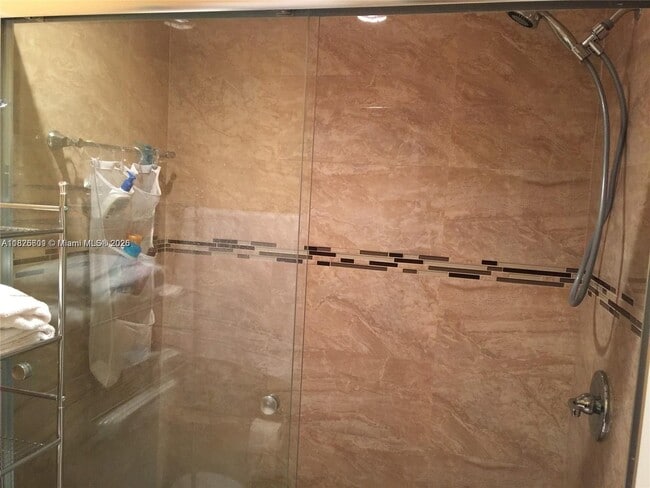 Building Photo - 4459 Carambola Cir S