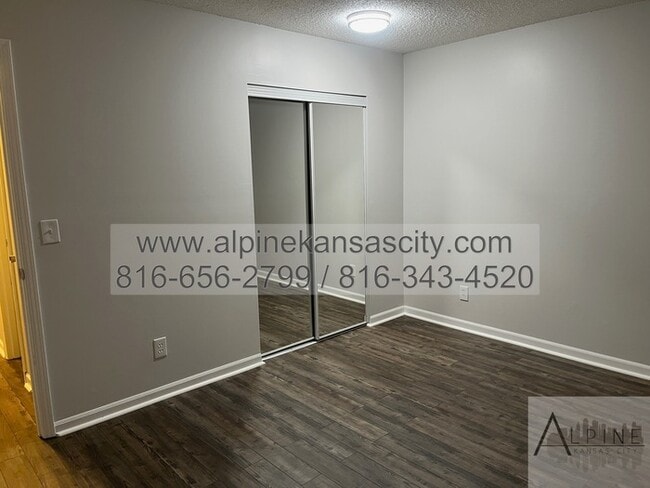 Building Photo - 2 Units Available Across from Congress Mid...