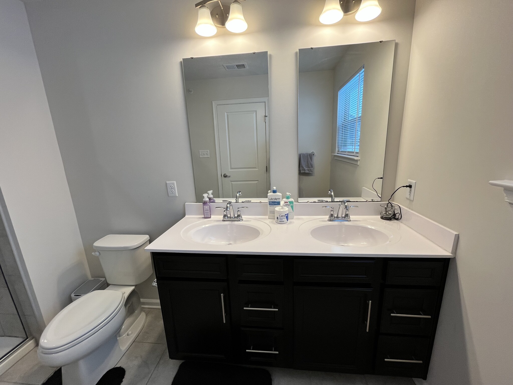 Master Bath - 4000 Kapalua Ln