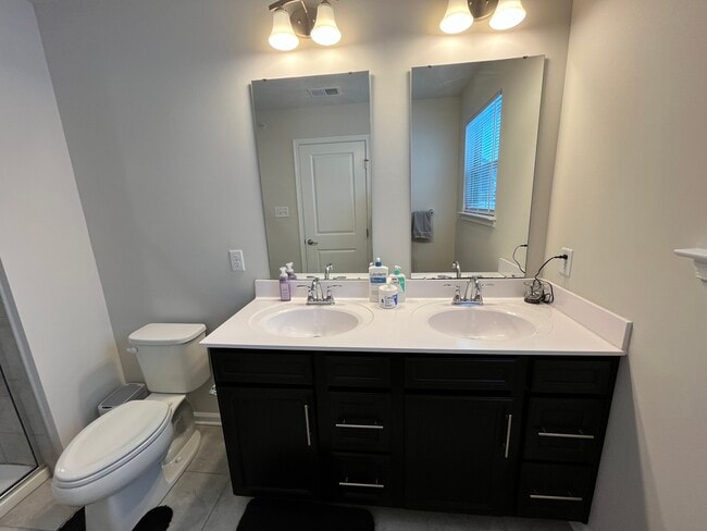 Master Bath - 4000 Kapalua Ln