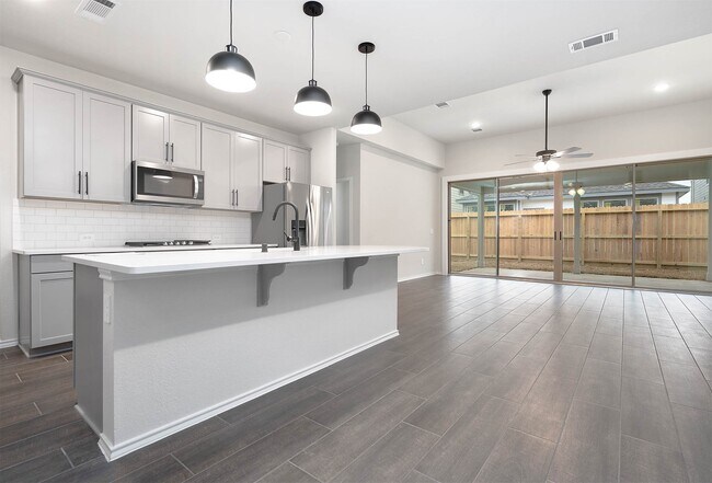Building Photo - 3405 Knighton Hill Dr