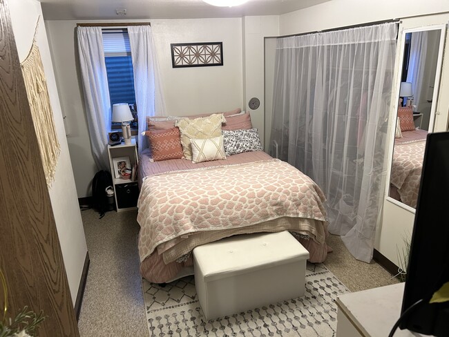 Building Photo - 110 Westgate Ave