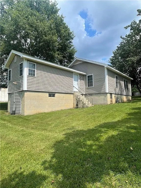 Building Photo - 2 Bed, 1 bath in Westminster