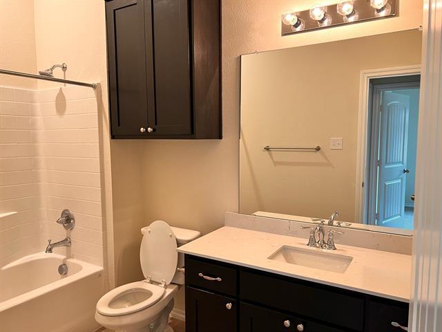 Building Photo - 422 Greenhaven Dr