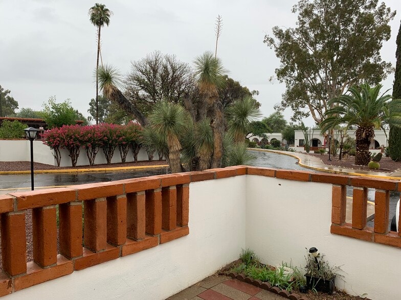 Building Photo - 436 S Paseo Cerro