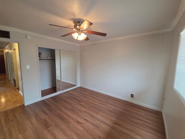Building Photo - Well Maintained - 2 bedroom home in great area.