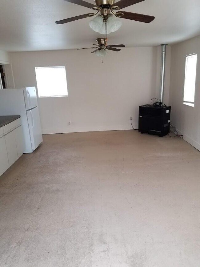 Building Photo - 1 bedroom in Billings MT 59101