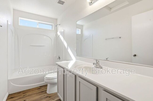 Building Photo - 3765 E Superior Rd