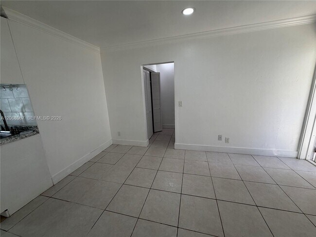 Building Photo - 4229 Bougainvilla Dr