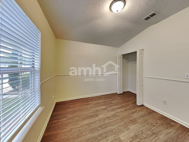 Building Photo - 867 Bonaparte Landing Blvd