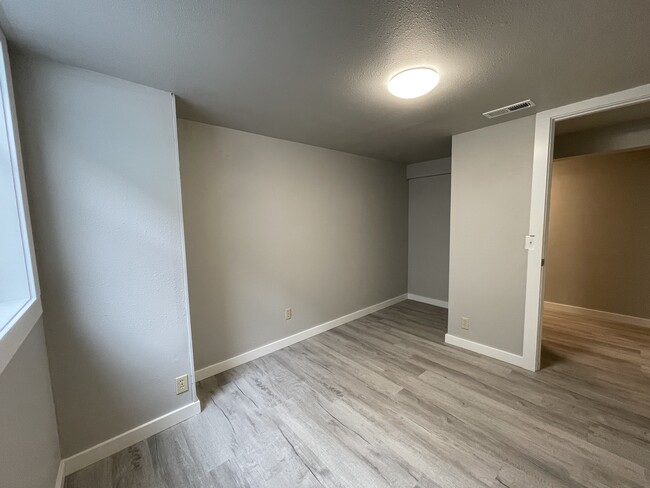 Office/rec room - 619 Idaho St