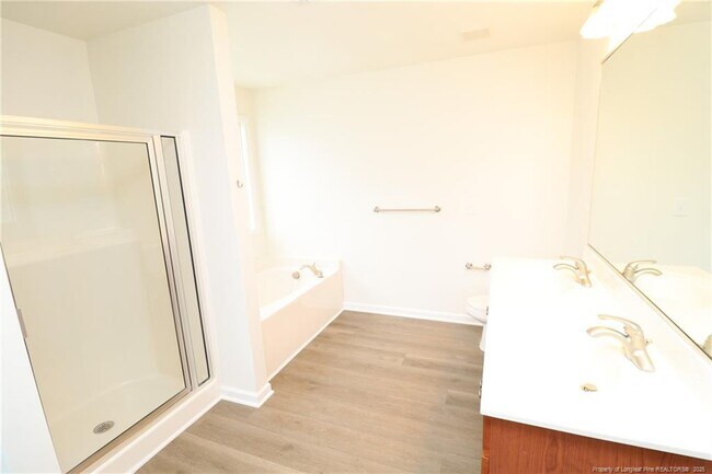 Building Photo - 125 Occidental Dr