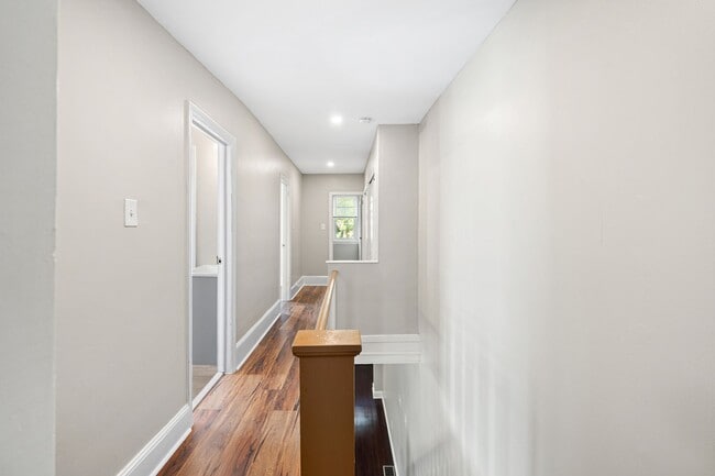 Building Photo - 2623 Sepviva St