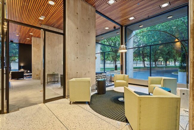 Building Photo - 2510 Grand Blvd