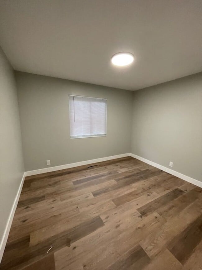 Building Photo - Coming Soon Remodeled 3 bedroom 2 bath House