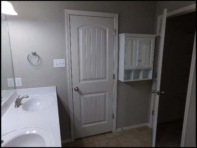 Building Photo - 5505 Bridgeport Ln