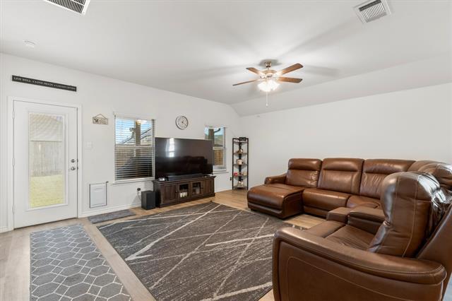 Building Photo - 1302 Colonial Bluff Ln