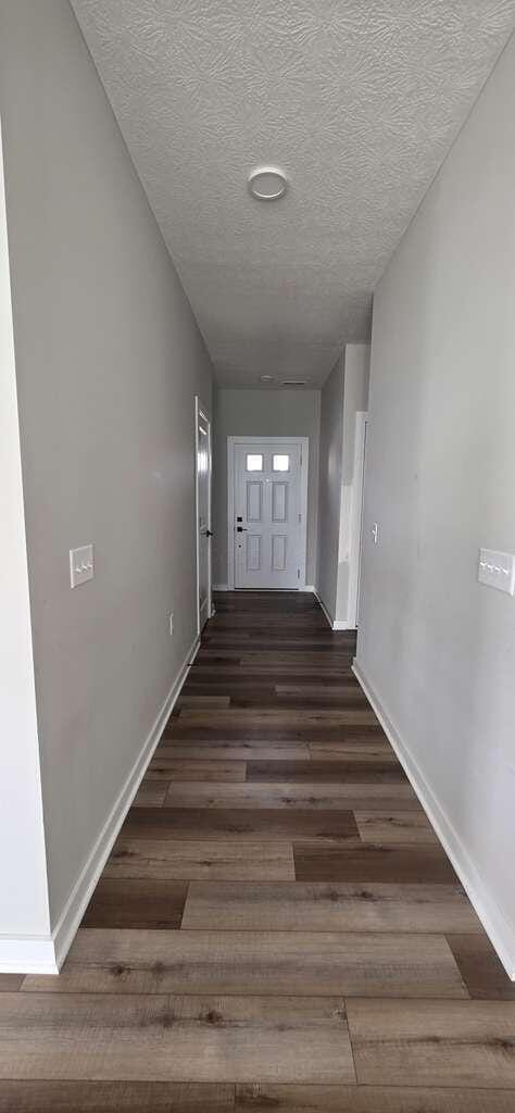 Building Photo - 566 Rochdale Run