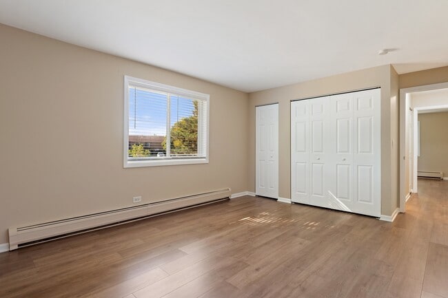 Building Photo - 514 Brookside Dr