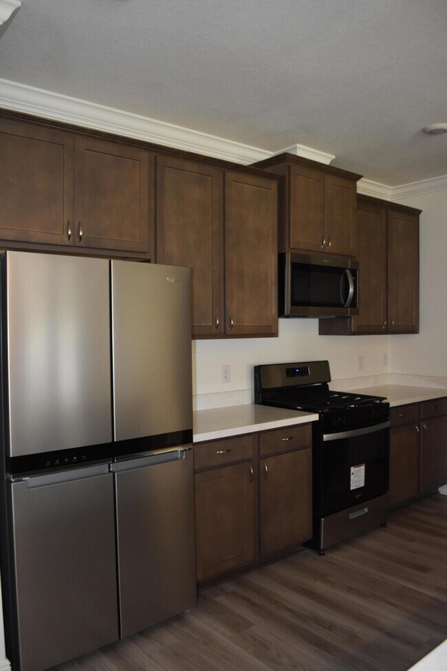 Building Photo - 173 Picnic Pl