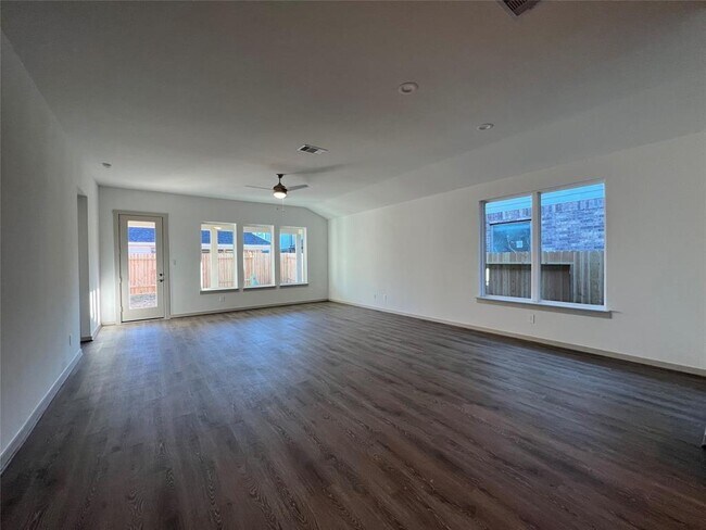 Building Photo - 29235 Pikes Peak Dr