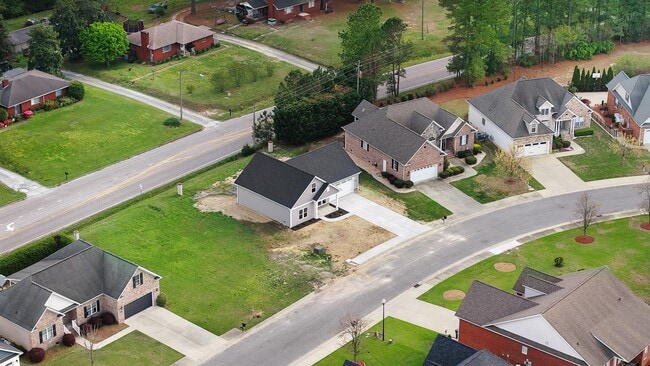 Building Photo - 106 Kingston Cir