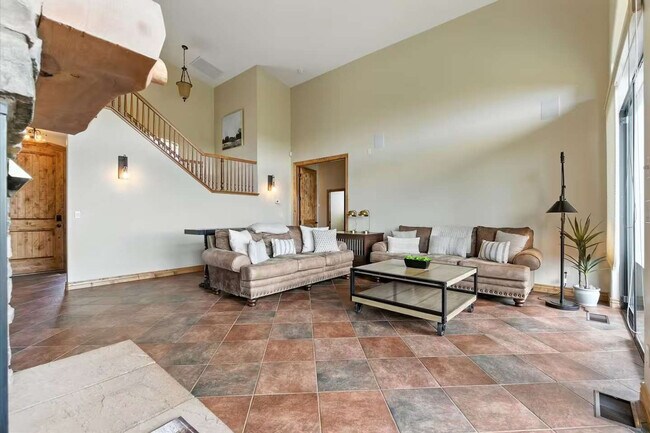 Building Photo - 1670 South Maddi-SI ID1475807P