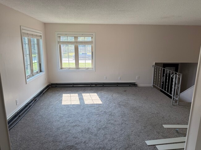 Building Photo - 606-613 13th St NW