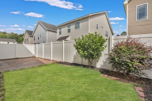 Building Photo - 175 Summer Hill Ct
