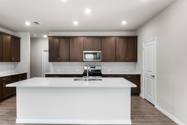 Building Photo - 3120 Kingsgarden Rd