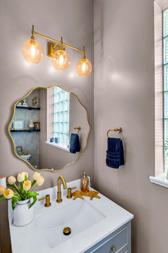 Building Photo - 7327 Marsh Terrace