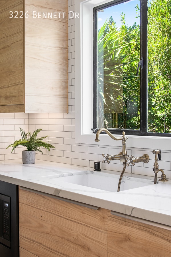 Building Photo - 3226 Bennett Dr