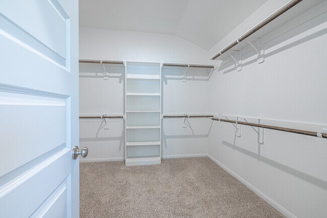 Building Photo - 17705 Hanson Ridge Dr