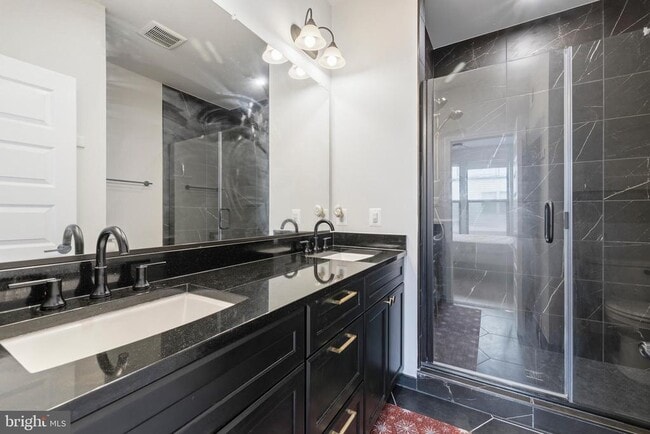 Building Photo - 5104 Randolph Rd