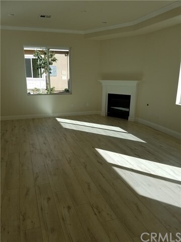 Building Photo - 4148 La Rica Ave