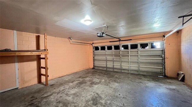 Building Photo - 16908 Sunrise Vista Dr