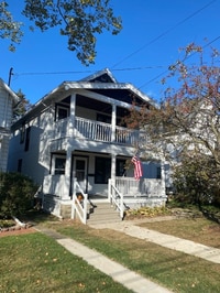 Building Photo - 1320 W 7th St